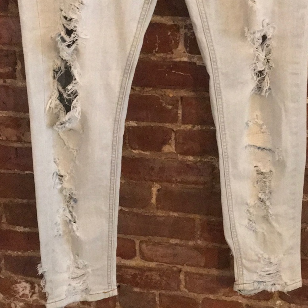 Denim destroyed - Picture 3 of 6